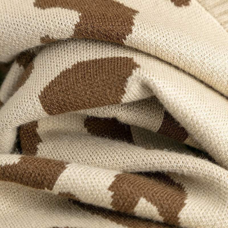 10880418